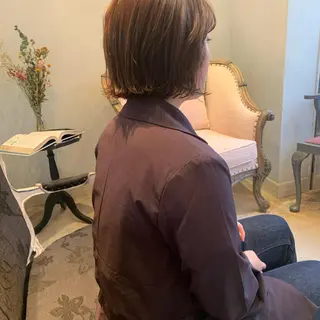 ショート SAKINO. ベージュカラーのヘアスタイル