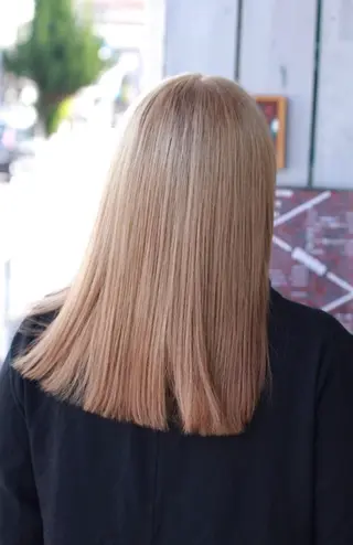 セミロング カラー 大西 カズマのヘアスタイル