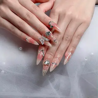 ネイル Nguyenthuy Linhのネイルデザイン