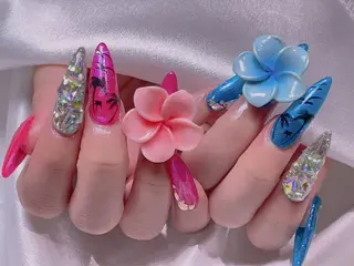 ネイル 長さ出し専門店 RIRIのネイルデザイン