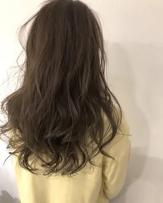 セミロング カラー 【白髪ぼかし】 矢内　夏輝のヘアスタイル