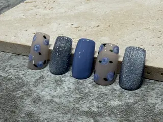 ネイル Souriant Hitomiのネイルデザイン