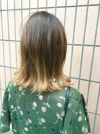 ミディアム カラー 【白髪ぼかし】 矢内　夏輝のヘアスタイル