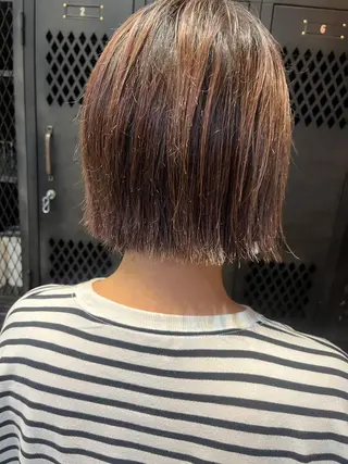 ショート カラー パーマ ヘアアレンジ メンズ キッズ ネイル マツエク・マツパ アイブロウ 久木原 ゆりのヘアスタイル