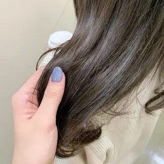 セミロング カラー ayaka 縮毛矯正レイヤーのヘアスタイル