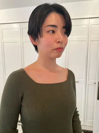 ショート ブリーチカラー🎀 韓国風/寺門美優のヘアスタイル