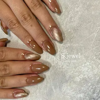 ネイル S. JEWELのネイルデザイン