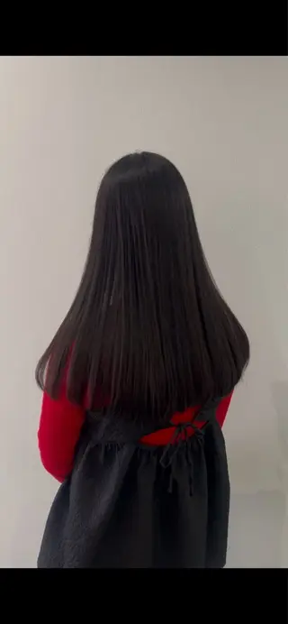 ロング 山本 梨華のヘアスタイル