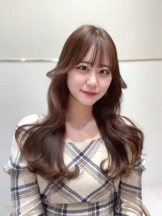 ロング カラー ヘアアレンジ 🤎小顔レイヤー /ベージュ🤎友香のヘアスタイル
