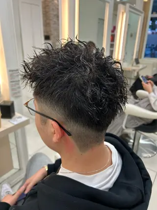 ショート パーマ メンズ 髪質改善/艶カラー/ メンズパーマ/鈴木のヘアスタイル