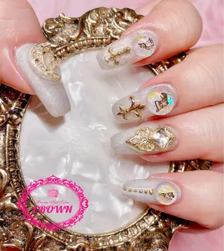 ネイル CROWN プライベートサロンのネイルデザイン