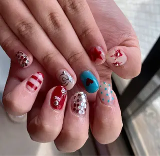 ネイル oichan 𖦹°‧のネイルデザイン