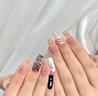 ネイル VIVIAN リサのネイルデザイン