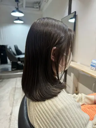 ミディアム 艶カラー 🩵NATSUKIのヘアスタイル
