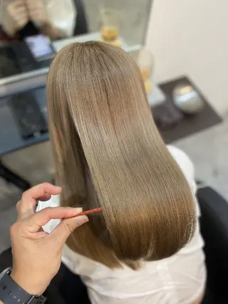 セミロング ✨髪質改善特化✨ HAJIMEのヘアスタイル