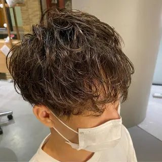 ショート パーマ メンズ 梅田茶屋町メンズ 専門美容師 山元一平のヘアスタイル