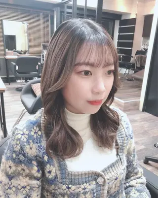 セミロング カラー ヘアアレンジ 🤍清楚系 韓国レイヤー🤍拓朗のヘアスタイル
