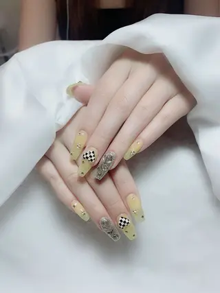 ネイル Amina nail salonのネイルデザイン