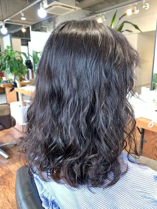 ミディアム パーマ 齋藤 みさきのヘアスタイル