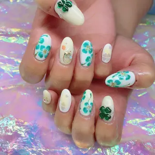 ネイル 渋谷ビュレネイル Kaoruのネイルデザイン