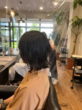 ミディアム 大川 優佳のヘアスタイル