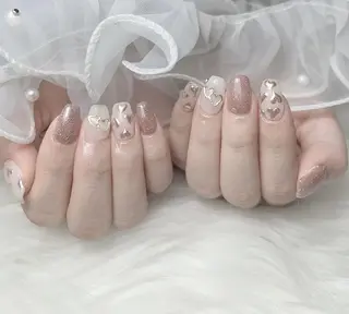 ネイル Rainrain💧 パーツ豊富、やり放題のネイルデザイン