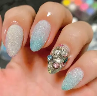 ネイル MHR nailのネイルデザイン