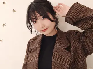 セミロング ヘアアレンジ 市川 千夏のヘアスタイル