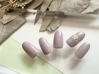 ネイル ルミエナ銀座 リトリートのネイルデザイン