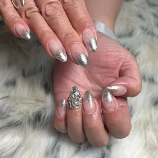 ネイル Laki nailのネイルデザイン