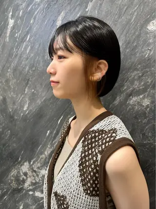 ショート カラー 🦋レイヤーカット ミドリカワ🦋のヘアスタイル