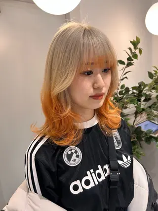 ミディアム カラー 薄田 珠美のヘアスタイル