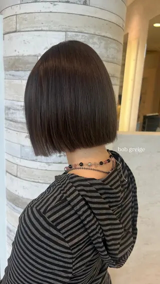ミディアム 田中 千尋のヘアスタイル