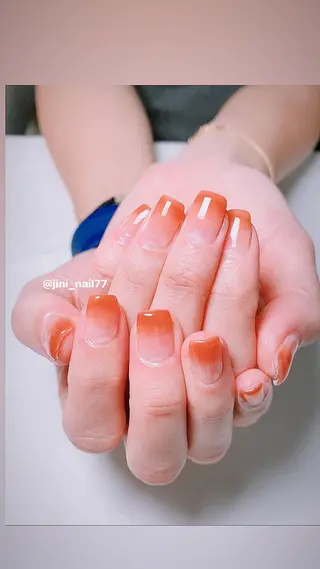 ネイル JINI NAIL所属・ジニ ネイルのネイルデザイン