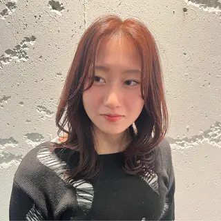 ミディアム カラー PUREE  de FLEURS所属・本田 茜のヘアスタイル