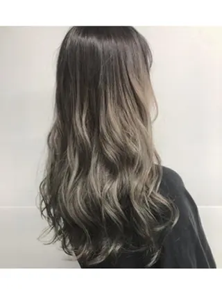 ロング カラー ヘアアレンジ 【公式】amble luxe池袋東口🩷のヘアスタイル