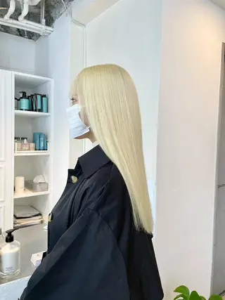 ロング カラー ハイトーン×レイヤー ／遠藤将太のヘアスタイル