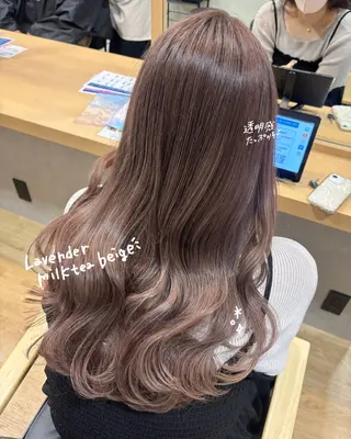 セミロング カラー regalo Acari🍎のヘアスタイル