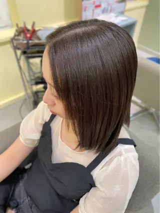 ショート カラー 中井 菜々香のヘアスタイル