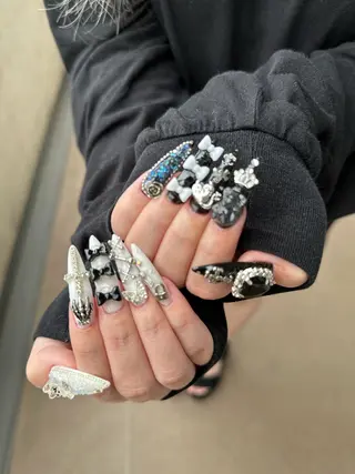 ネイル 新山 聖のネイルデザイン