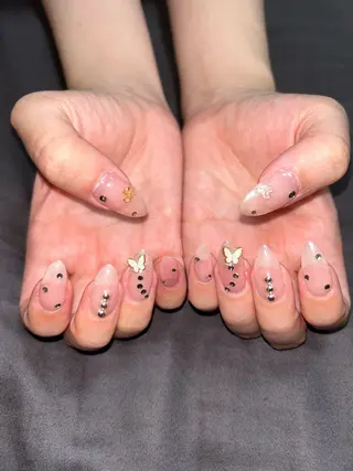 ネイル 鈴木 すみれのネイルデザイン