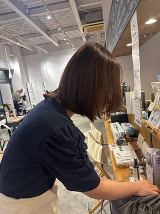 ミディアム はっとり ななせのヘアスタイル