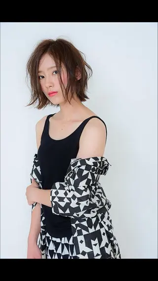 ミディアム ショート＆ボブ ヒロシのヘアスタイル