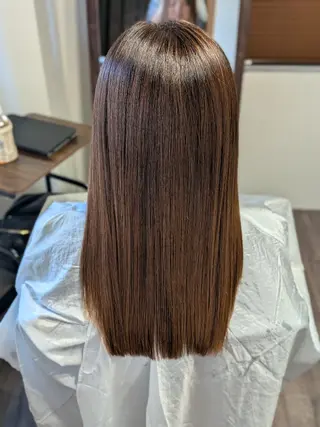 ロング 佐々木あきこ 髪質改善ストレートのヘアスタイル