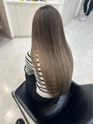 カラー 村瀬 遼のヘアスタイル
