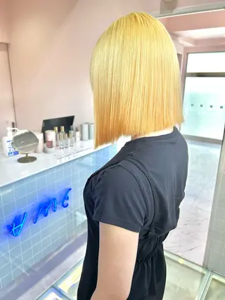 ショート カラー レイン🌏🌱 似合わせ/ハイトーンのヘアスタイル