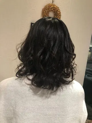 ミディアム カラー 🍀富久 永梨🧸のヘアスタイル