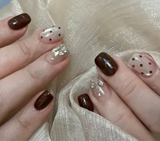 ネイル T.Lee Nail Lilyのネイルデザイン