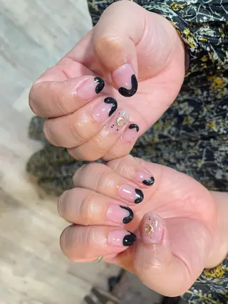 ネイル はばすみれ🎀ﾈｲﾙ 光ﾌｪｲｼｬﾙ ﾍｱのネイルデザイン