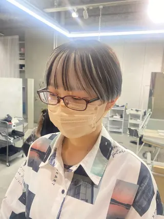 ショート カラー 前橋 姫奈のヘアスタイル